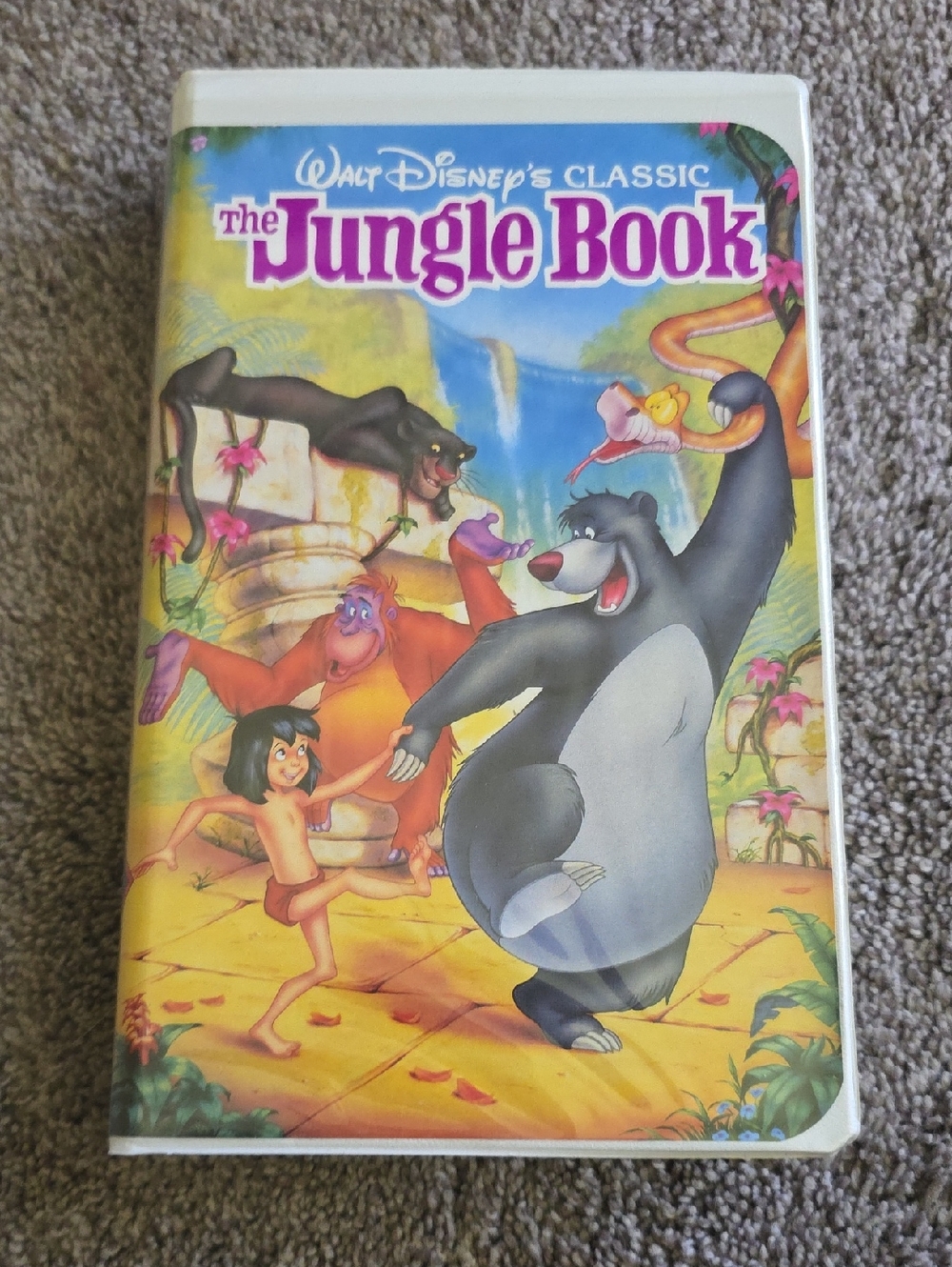 Walt Disney's The Jungle Book VHS - Colorful Classic Cover